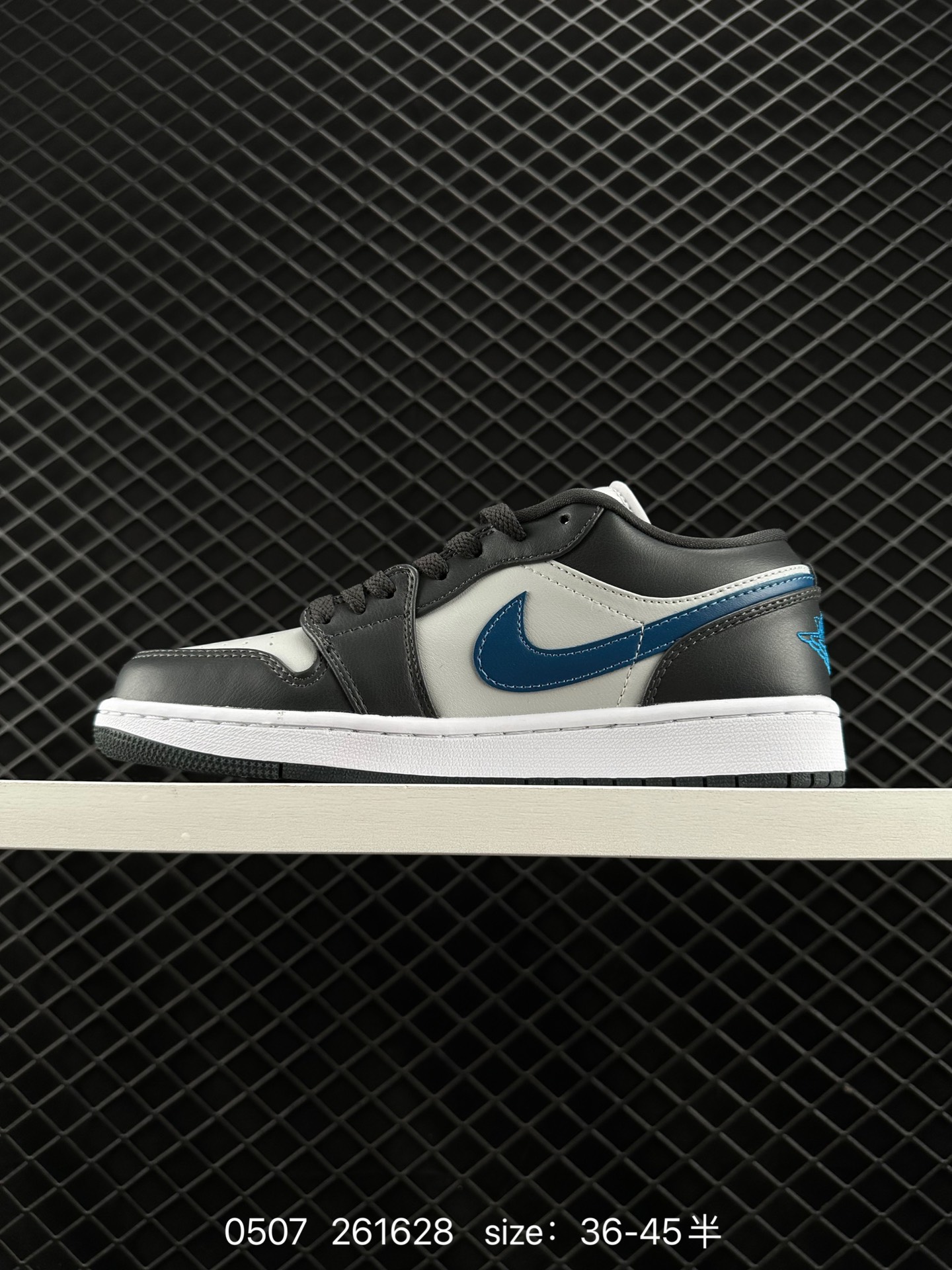 Air Jordan 1 Low AJ1